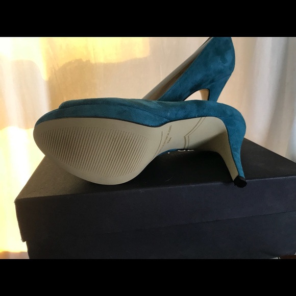 ENZO ANGIOLINI ‘Demario’ Suede Pumps - Picture 3 of 6